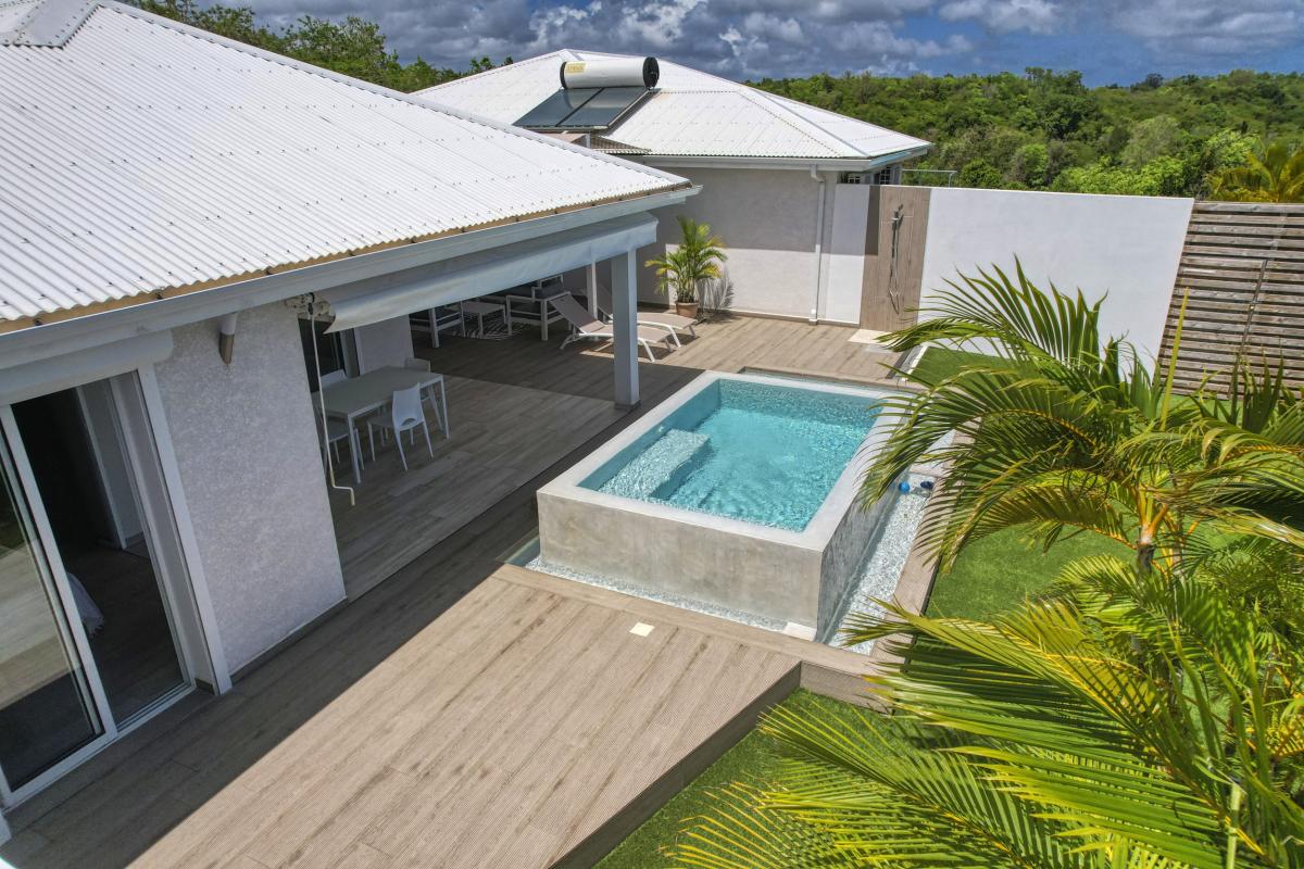 38.Location villa 2 chambres piscine vue mer Le Gosier Guadeloupe
